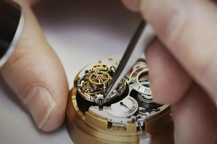 杭州劳力士的官方售后维修费用